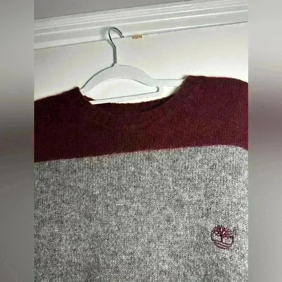 Men’s XL timberland 100% Wool Grey and Maroon Pullover Sweater. - Picture 3 of 9